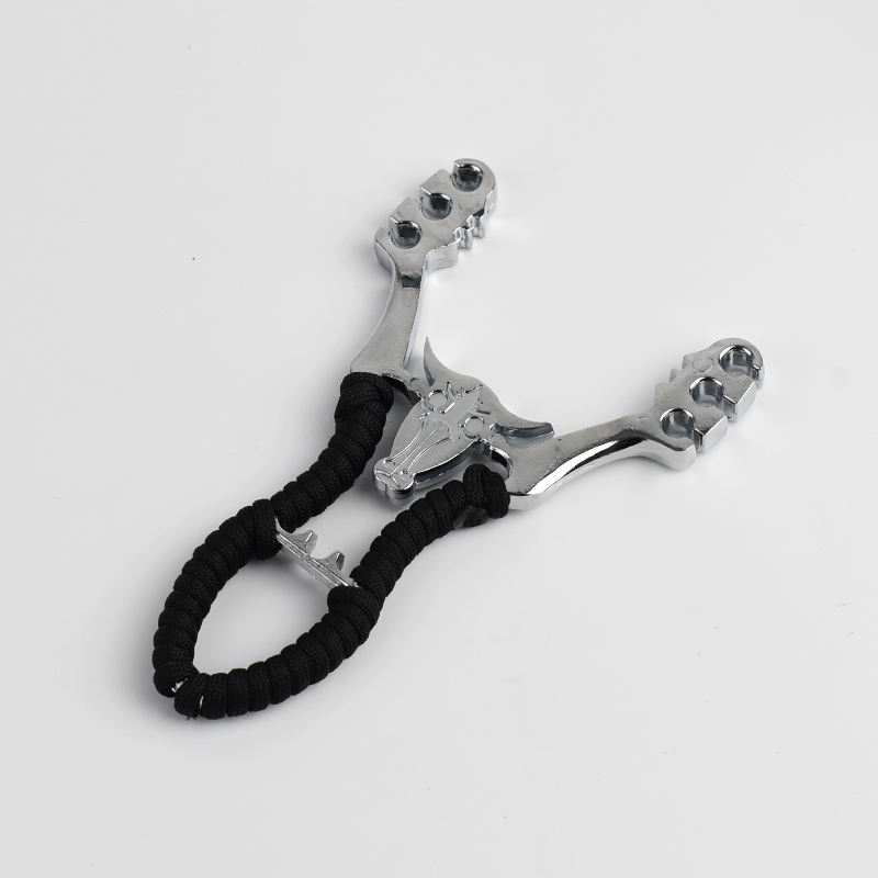 Six-Strand Zinc Alloy Bull-Head Slingshot thumbnail 4